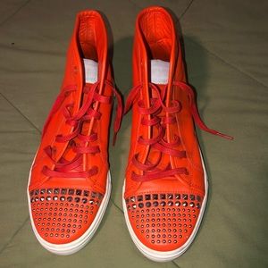 ❤️ Gucci Studded Sneakers